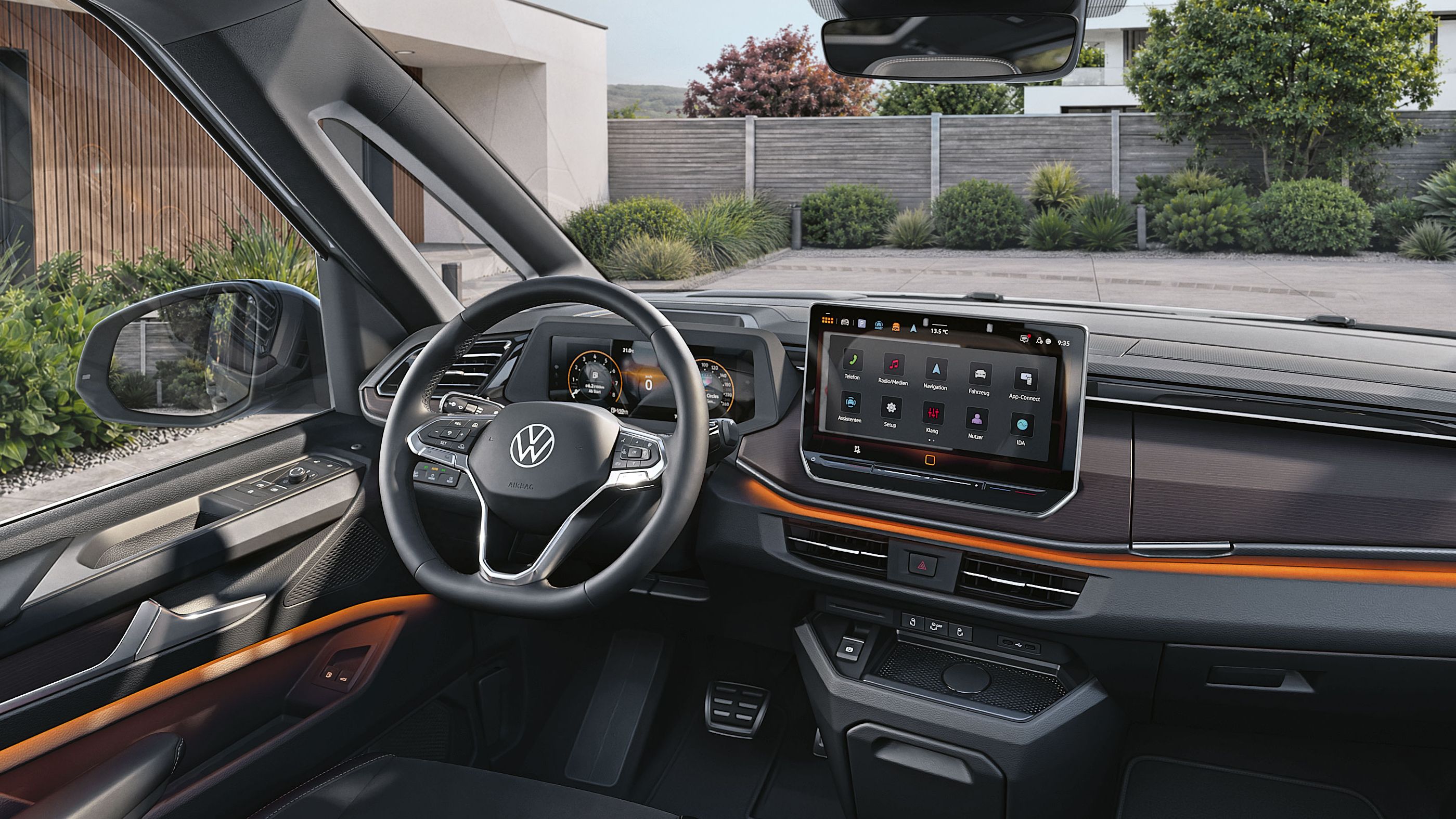 Interiér nového VW Multivan 2026.