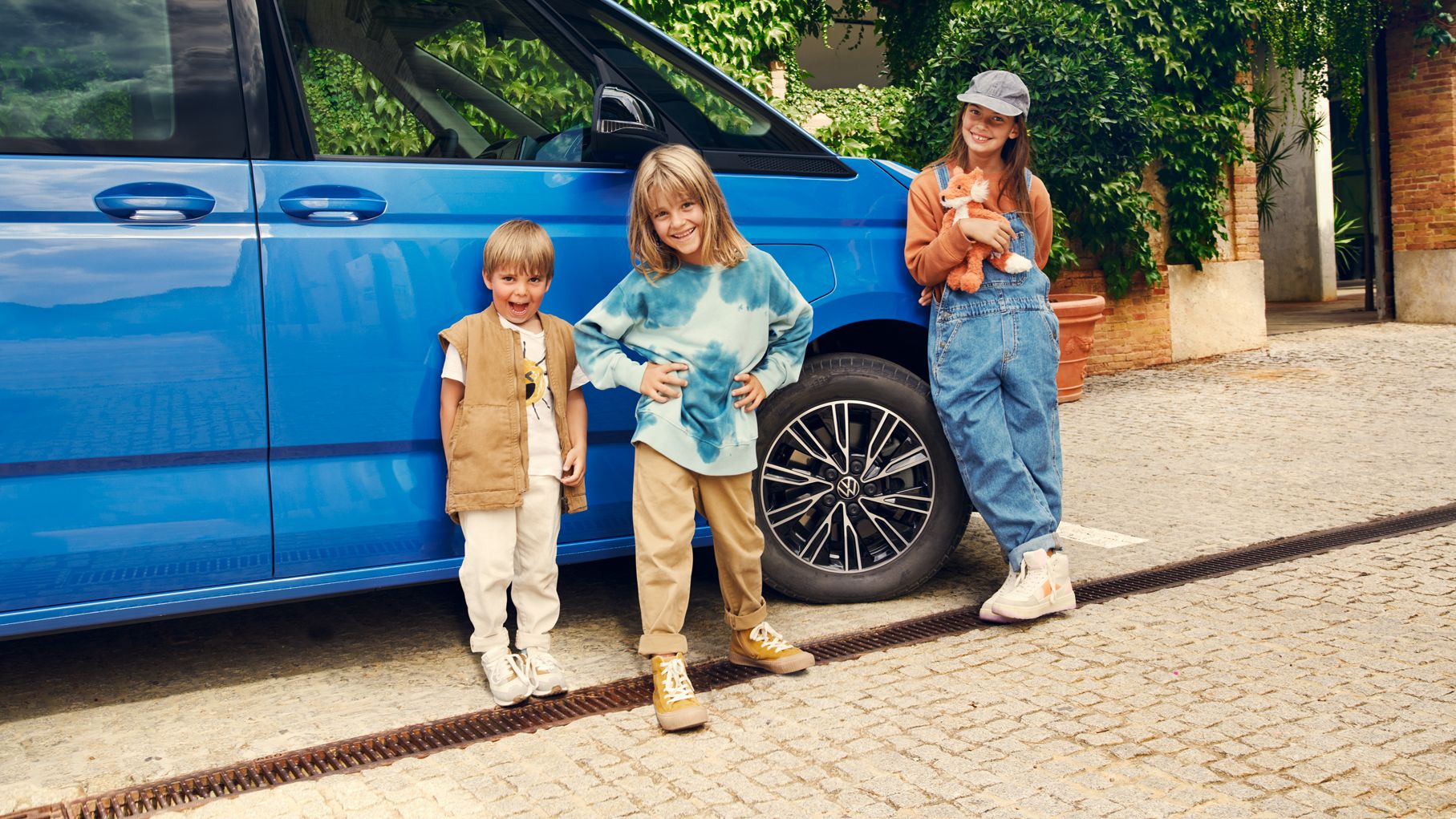 VW Multivan T7 2021.