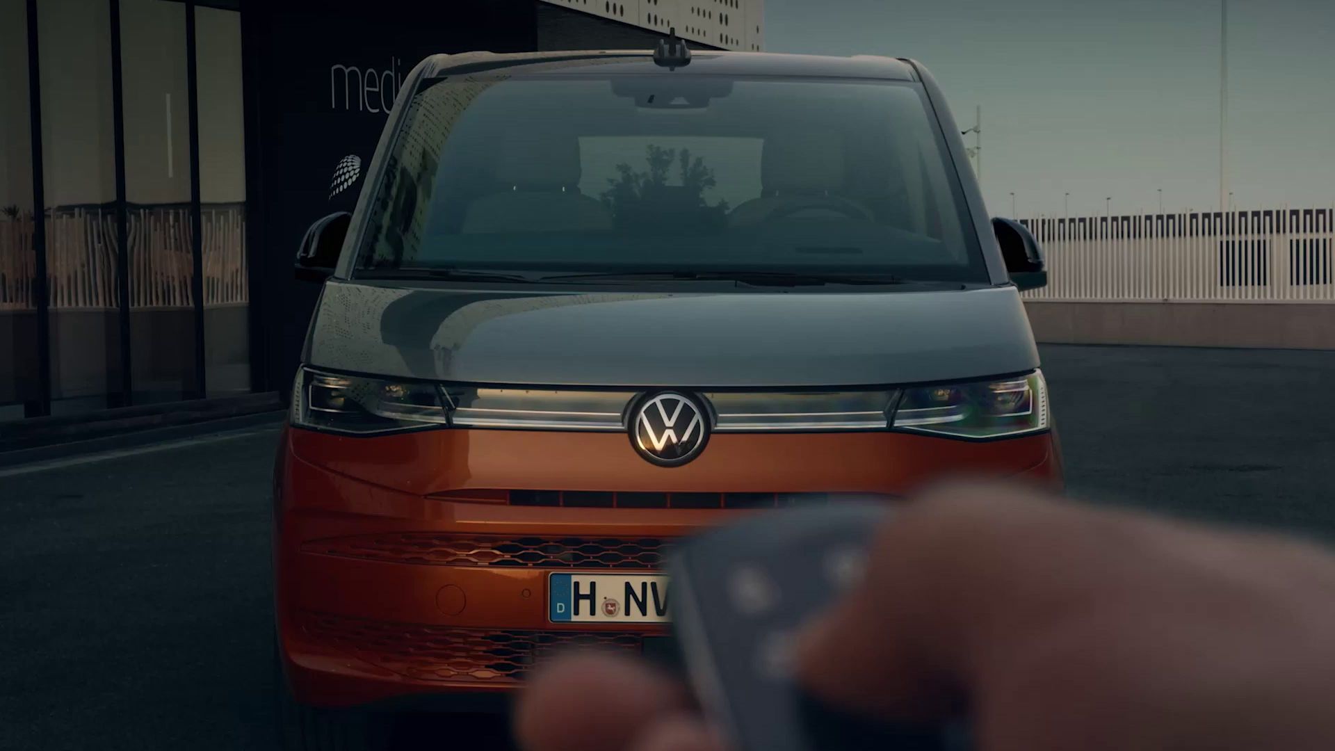 VW Multivan T7 2021.